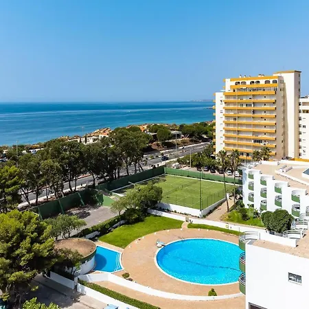 Charming W/ Pool&balcony In By Lovelystay