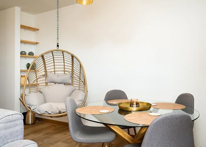 Lägenhet Charming W/ Pool & Balcony In By Lovelystay Portimão