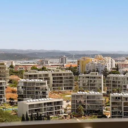 Charming W/ Pool & Balcony In By Lovelystay Apartment Portimao