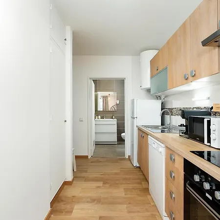 Apartment Charming W/ Pool & Balcony In By Lovelystay *
